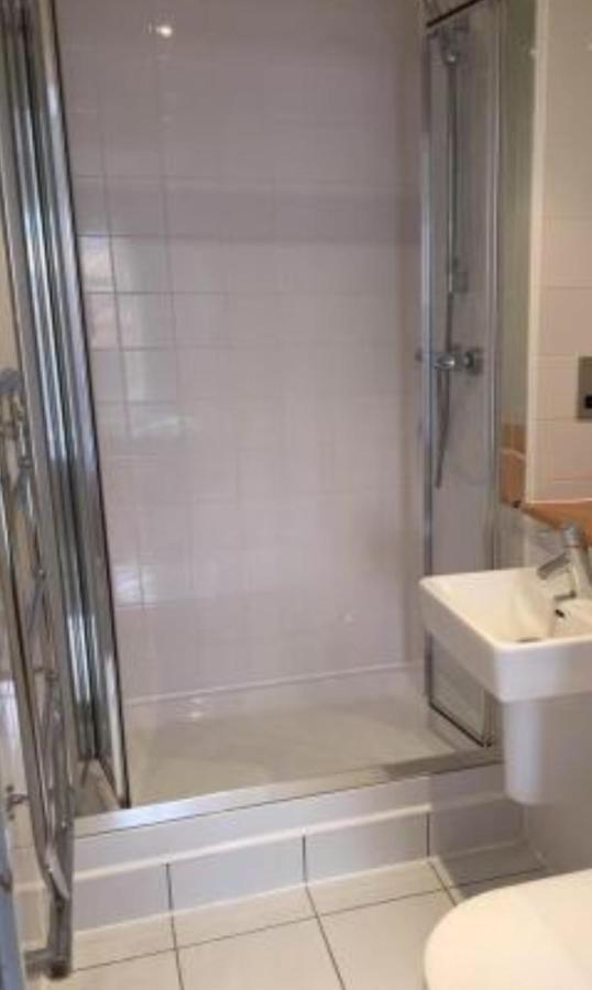 Rooms In City Centre Кардиф Екстериор снимка
